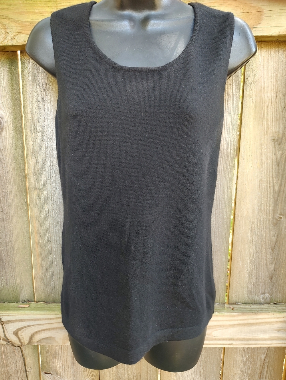 🏵️ Yansi Fugel Vintage Black Classic Mongolian Cashmere Sleeveless Sweater S